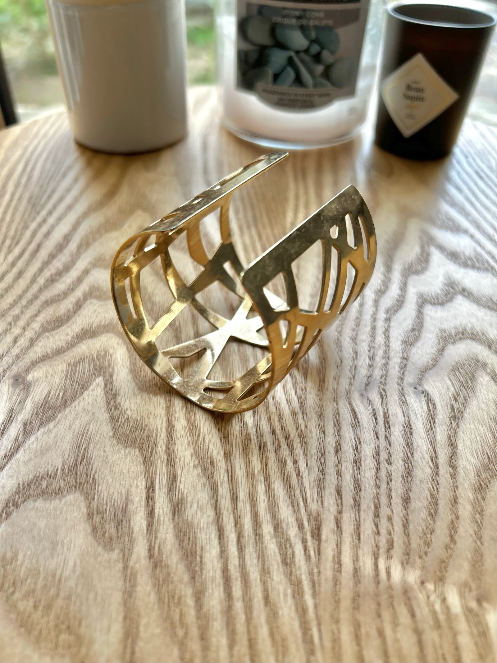 Abotoadura ajustável dourada forma cortada geométrica retangular – photo 5